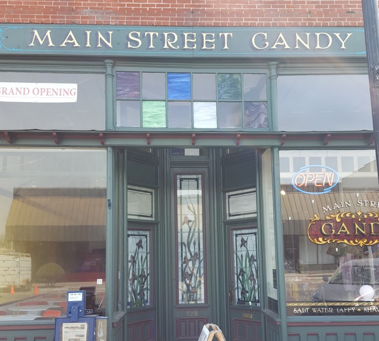 main-street-candy-photo